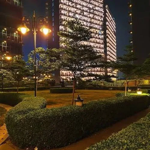 520 Sq.Ft Sq.m Furnished Corporate Suite in Golden Grande Noida Extension