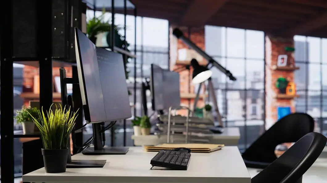 10000 Sq.ft Multi-Desk Corporate Office Floor in Sector 144 Noida
