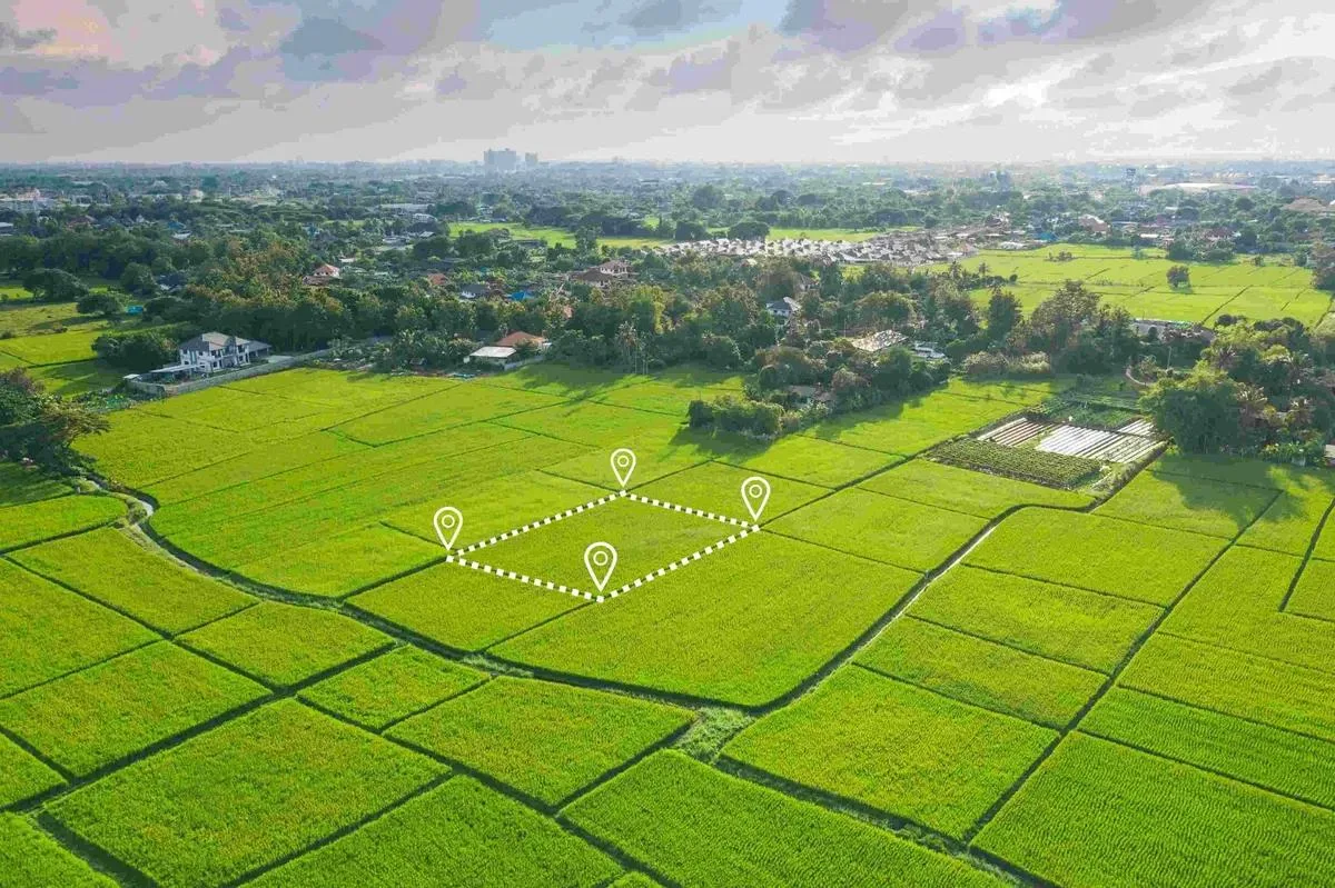 1 Acre Acreage Farmhouse Plot in Greater Noida West